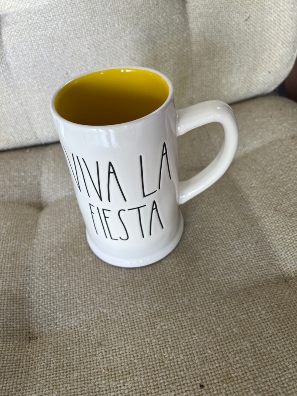White Ceramic 'Viva La Fiesta' Mug with Yellow Interior
